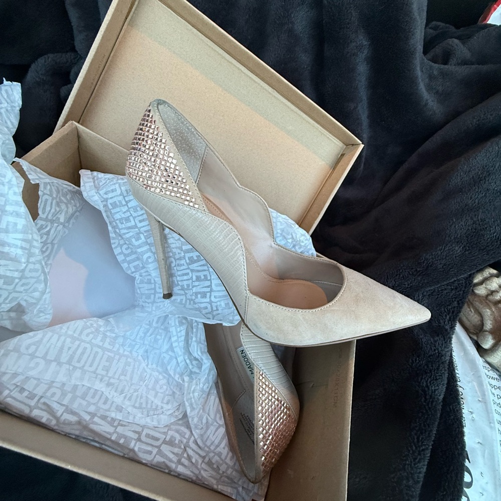 Steve Madden Nude/Beige Pointed Toe Stiletto Heels with Rhinestone Detail